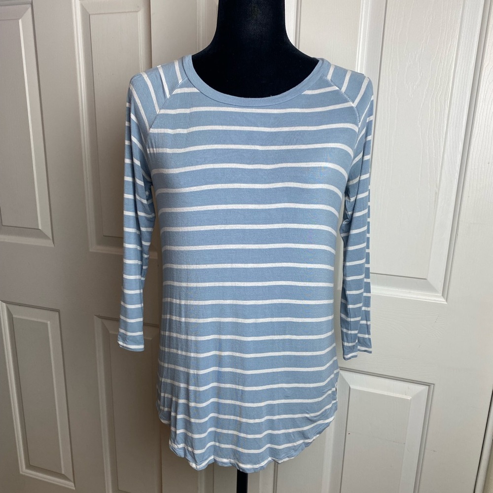 AEO Striped Long-Sleeved Tee